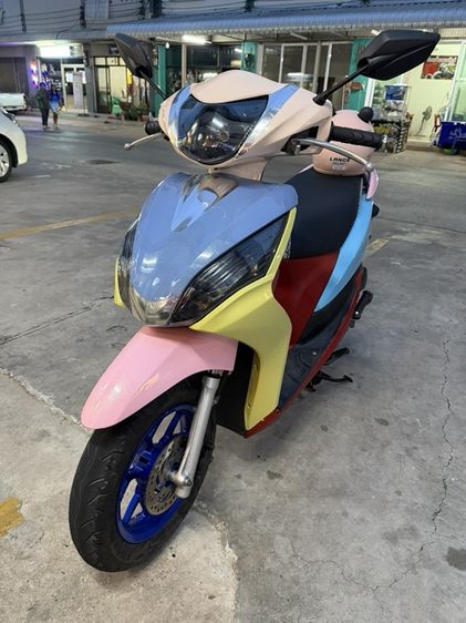 Spacy 2013 Honda น้องสายรุ้ง🌈 รถสวยสะดุดตา  เก็บงานมาใหม่ทั้งคัน เซอร์วิสมาให้พร้อมหมดทุกอย่างแล้ว พร้อมขี่มากๆ