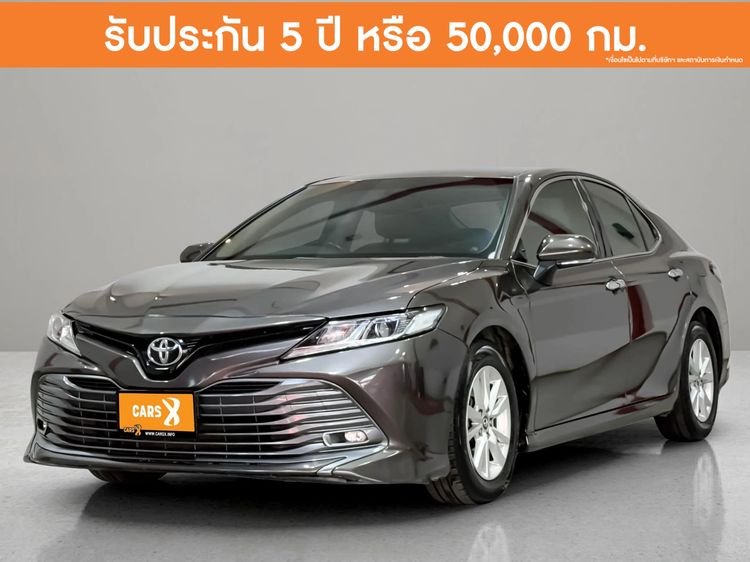 รถ Toyota Camry 2.0 G สี เทา