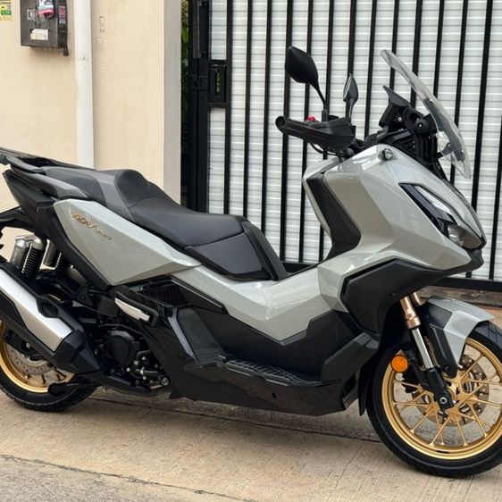 Honda New ADV350 TOP RS ล้อทอง โลโก้ทอง 2024