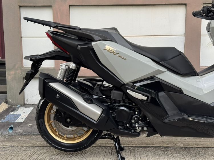 Honda New ADV350 TOP RS ล้อทอง โลโก้ทอง 2024 รูปที่ 11