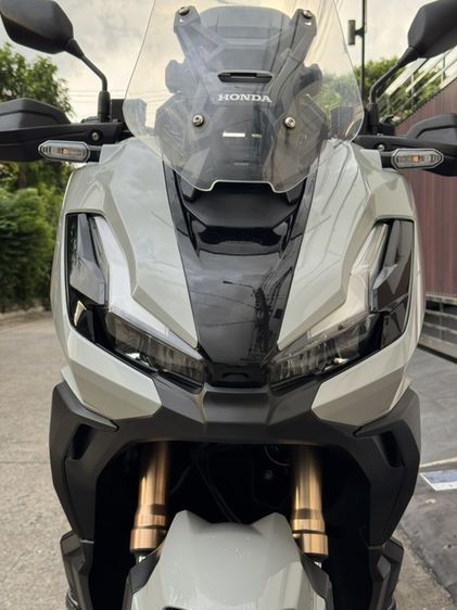 Honda New ADV350 TOP RS ล้อทอง โลโก้ทอง 2024 รูปที่ 17