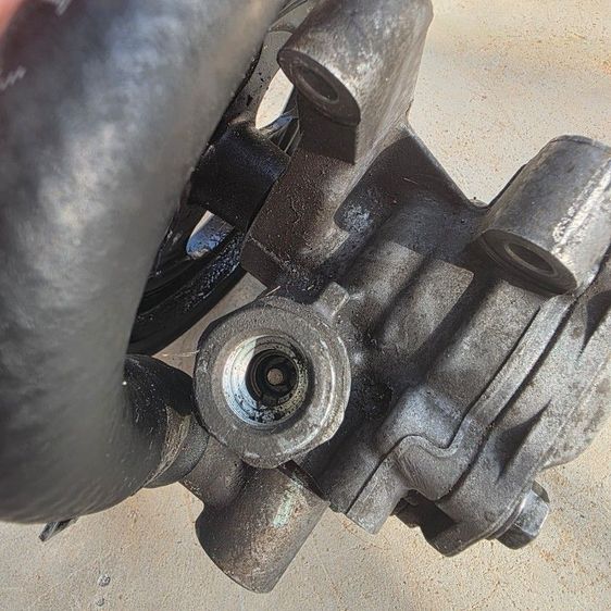 ปั๊มเพาเวอร์ Ford Ranger Mazda BT-50 ปี2005-2011 แท้ถอด รูปที่ 4