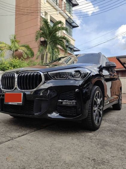 BMW X1 2021 2.0 sDrive20d M Sport Utility-car ดีเซล ไม่ติดแก๊ส เกียร์อัตโนมัติ ดำ รูปที่ 2