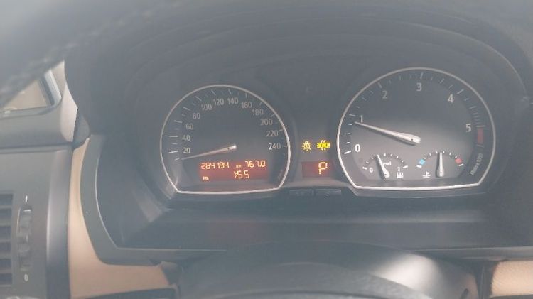 รถ BMW X3 2.0 xDrive20d 4WD สี ขาว