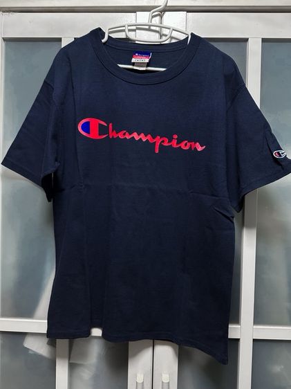เสื้อยืด Champion ของแท้ ไซส์M อก42นิ้ว ยาว 28นิ้ว ไม่มีตำหนิ ใส่ครั้งเดียว