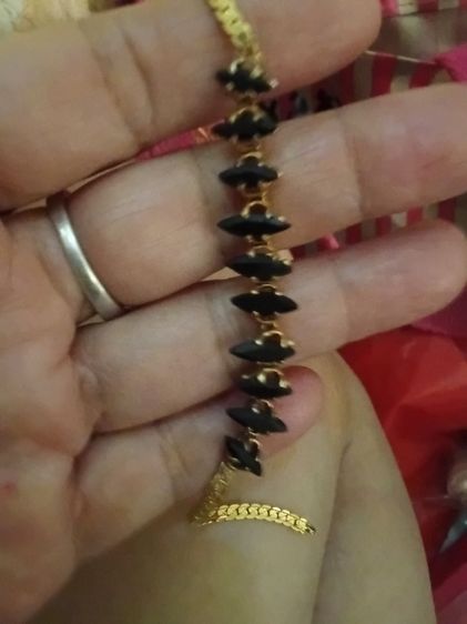 สร้อยคอมุข. สร้อยข้อมือ รูปที่ 2