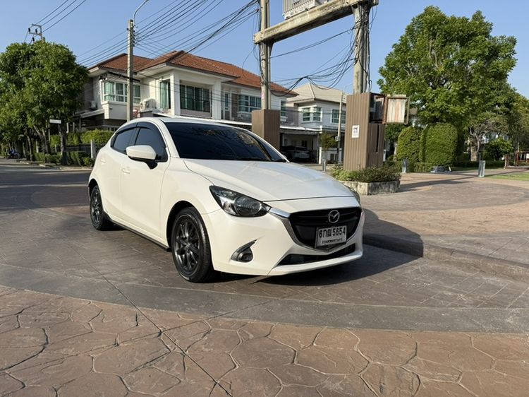 รถ Mazda Mazda 2 1.3 Skyactiv-G สี ขาว