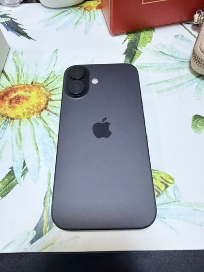 ขาย Iphone 16 128G แบต 88% ไม่มีรอย ผู้หญิงใช้เอง รูปที่ 4