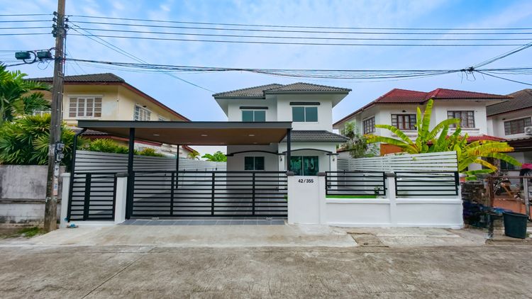 มีบางส่วน  ขายบ้านเดี่ยว 2 ชั้น ทำเลมีนบุรี-นิมิตใหม่ หมู่บ้าน KC Garden Home 2 บ้านสวยสไตล์โมเดิร์น รีโนเวทใหม่ทั้งหลัง พร้อมเข้าอยู่ทันที