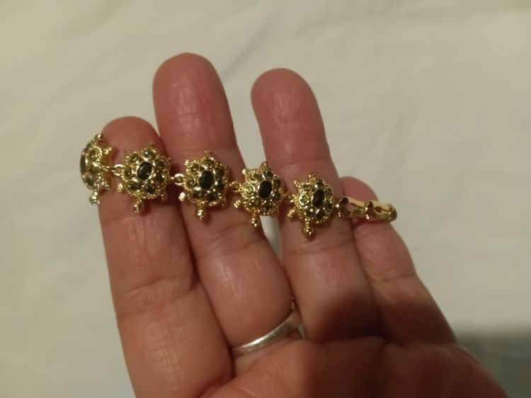 ทอง สร้อยข้อมือเพรชซีก และสร้อยคอเงิน สร้อย 18k ข้อมือเลส  แหวน k