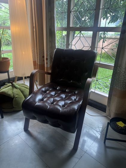เก้าอี้หนังทำมือ leather chair made by hand