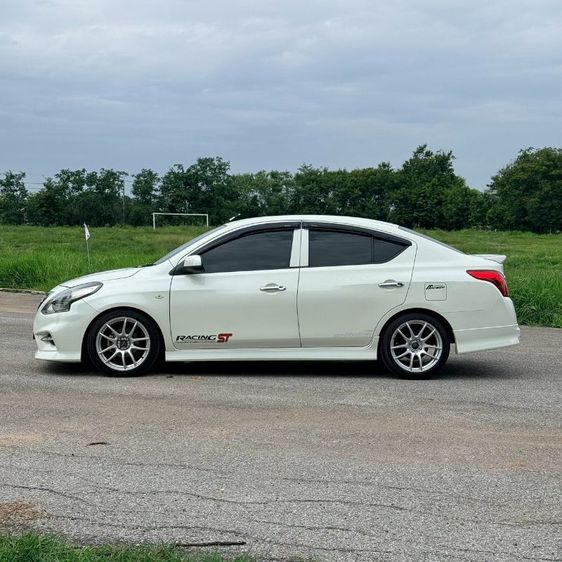 Nissan Almera 2018 1.2 E Sportech Sedan เบนซิน เกียร์อัตโนมัติ ขาว รูปที่ 3