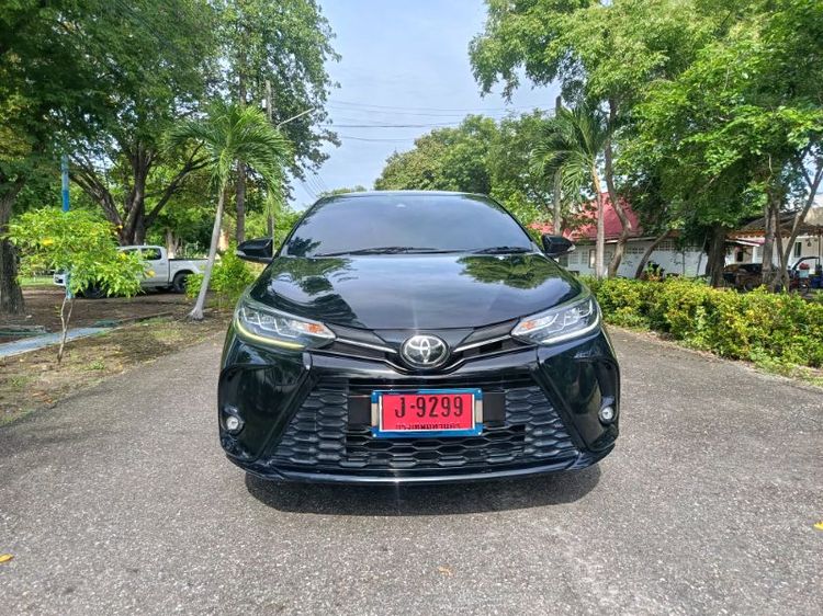 Toyota Yaris 2022 1.2 Sport Premium Sedan เบนซิน ไม่ติดแก๊ส เกียร์อัตโนมัติ ดำ รูปที่ 2