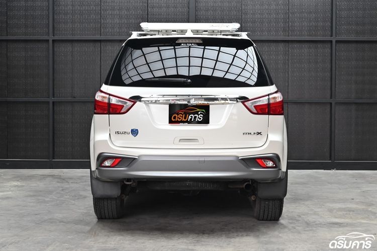 Isuzu MU-X 2017 3.0 Utility-car ดีเซล ไม่ติดแก๊ส เกียร์อัตโนมัติ ขาว รูปที่ 4