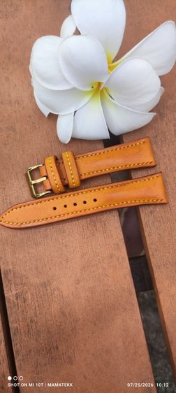 สายนาฬิกาหนังฟอกฝาดอิตาลี สีเหลืองแทน Handmade ขนาดหู 22 มม. มีหนุนนูน + เสริมหนังให้ทนทาน + ซับ รูปที่ 2