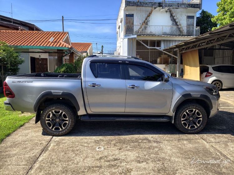Toyota Hilux Revo 2020 Double Cab 2.4 High Prerunner Pickup ดีเซล ไม่ติดแก๊ส เกียร์อัตโนมัติ บรอนซ์เงิน รูปที่ 3
