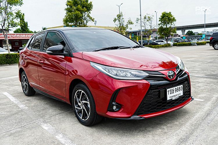 Toyota Yaris 2021 1.2 Sport Premium Sedan เบนซิน ไม่ติดแก๊ส เกียร์อัตโนมัติ แดง รูปที่ 3