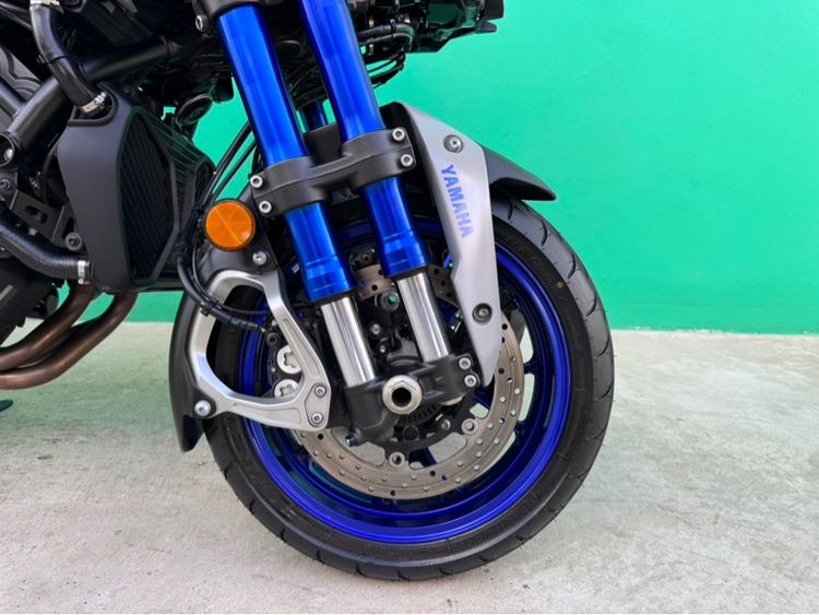 Yamaha Niken สีเทา ปี2020 วิ่ง2,000โล 3สูบ900cc  รูปที่ 8