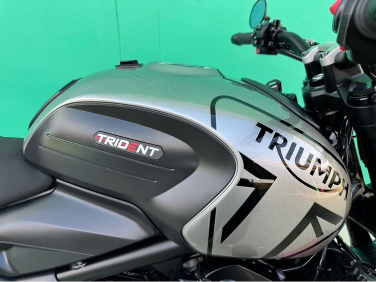 Triumph Trident 660 ปี21 สีเทาแดงวิ่ง12,000โล  รูปที่ 4