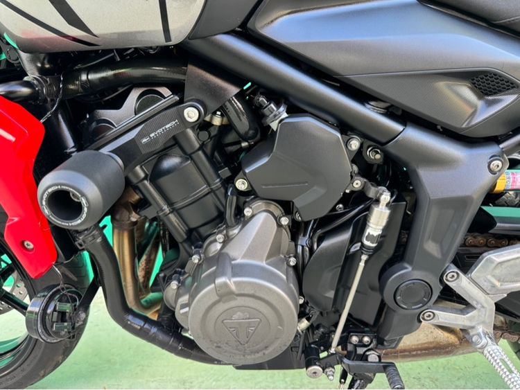 Triumph Trident 660 ปี21 สีเทาแดงวิ่ง12,000โล  รูปที่ 16
