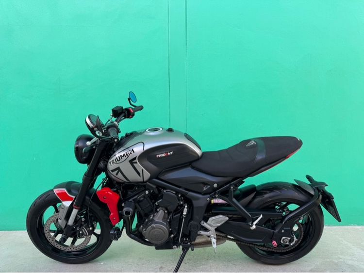 Triumph Trident 660 ปี21 สีเทาแดงวิ่ง12,000โล  รูปที่ 15