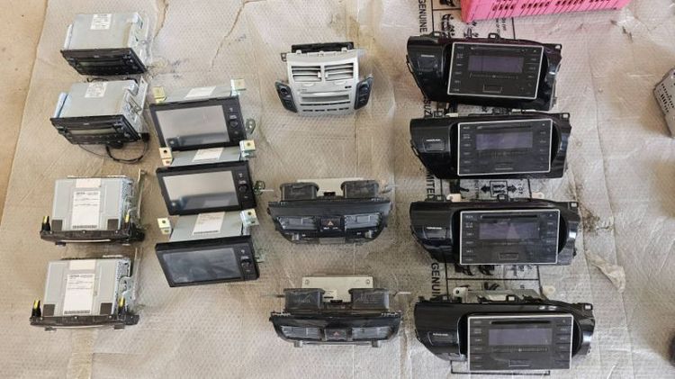 วิทยุ เครื่องเสียงติดรถยนต์ Honda ,Toyoto,mitsubishi  แท้ถอด ราคาเริ่มต้น 1000.-+ ใช้งานปกติ สนใจทักแชท หรือ ไลน์ naamcha23 รูปที่ 3