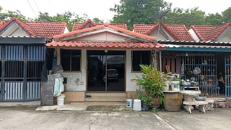ขายถูกทาวเฮาสหมูบ้านกิติชัย4ลำหินมีนบุรีกรุงเทะ