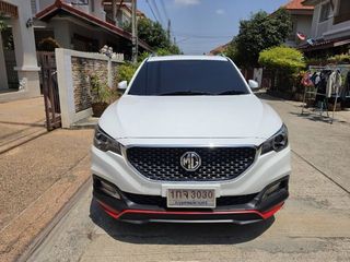 ขาย MG ZS 1.5X SUNROOF รุ่นท็อป ปี 2019 มือหนึ่ง สภาพเนี้ยบ (ไม่รวมทะเบียนรถ) ไมล์ 115,000 KM. ติดเครื่องเสียง 35,000.-บาท