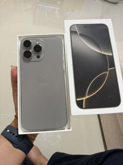17 iPhone 16 pro max 256 gb natural titanium ครบกล่อง