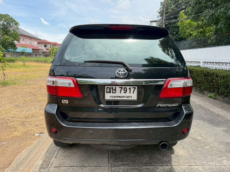 Toyota Fortuner 2009 3.0 V Utility-car ดีเซล ไม่ติดแก๊ส เกียร์อัตโนมัติ ดำ รูปที่ 4