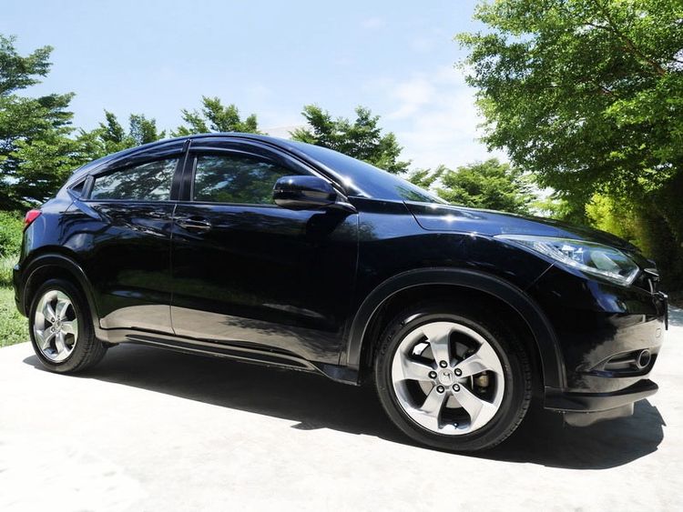 Honda HR-V 2015 1.8 E Utility-car เบนซิน ไม่ติดแก๊ส เกียร์อัตโนมัติ ดำ รูปที่ 2