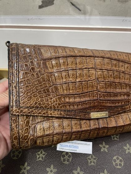 กระเป๋าคลัช หนังจระเข้เเท้ made in Germany แบรนด์ Gold Pleil 650 บาท รูปที่ 4