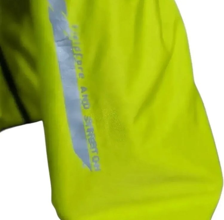 เสื้อแจ็คเก็ตกันลม FieldCore ไซส์ 4L สีเขียวมะนาว สภาพสวย พับเก็บใส่กระเป๋าได้ รูปที่ 2