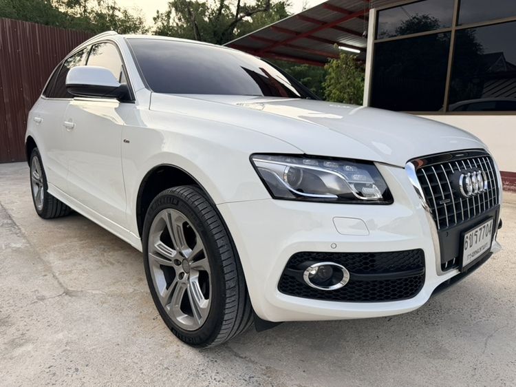 Audi Audi Q5 2011 2.0 TFSI Quattro 4WD Sedan เบนซิน ไม่ติดแก๊ส เกียร์อัตโนมัติ ขาว รูปที่ 3