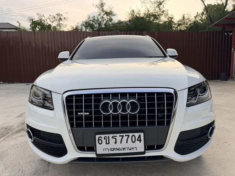 Audi Audi Q5 2011 2.0 TFSI Quattro 4WD Sedan เบนซิน ไม่ติดแก๊ส เกียร์อัตโนมัติ ขาว รูปที่ 2
