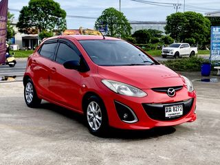 ขายครับ รถบ้านภรรยาใช้ ในเล่มมือเดียวป้ายแดง ตัวTopสุด Mazda 2 5ประตู ภาษีไม่ขาด เล่มเอกสารทะเบียนครบ ประหยัดน้ำมันมากๆครับ