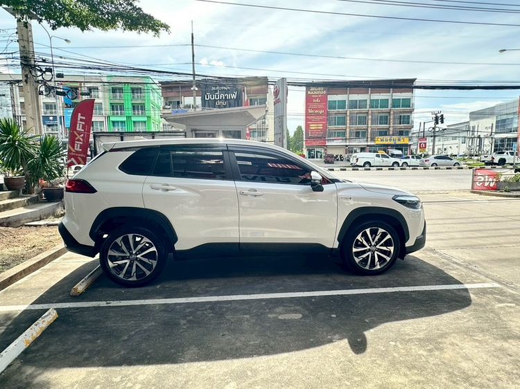Toyota Corolla Cross 2022 1.8 HEV Premium Sedan ไฮบริด เกียร์อัตโนมัติ ขาว รูปที่ 4