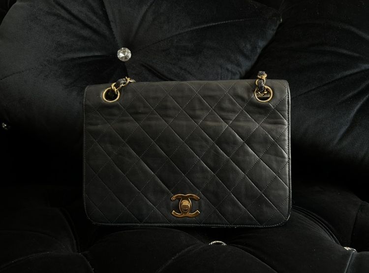 CHANEL CLASSIC 9“ (ของแท้)