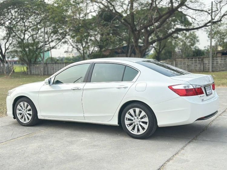 Honda Accord 2015 2.0 EL Sedan เบนซิน ไม่ติดแก๊ส เกียร์อัตโนมัติ ขาว รูปที่ 4