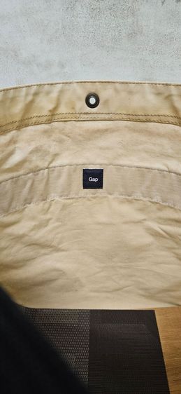 กระเป๋า Gap ทําจากวัสดุรีไซเคิล(Upcycled) รูปที่ 4