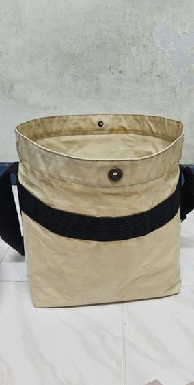 กระเป๋า Gap ทําจากวัสดุรีไซเคิล(Upcycled) รูปที่ 10
