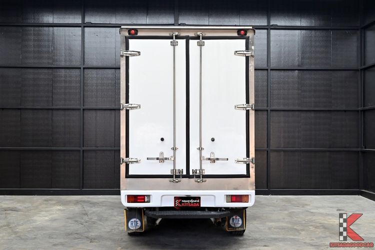 Toyota Hilux Revo 2022 2.4 Entry Pickup ดีเซล ไม่ติดแก๊ส เกียร์ธรรมดา ขาว รูปที่ 4