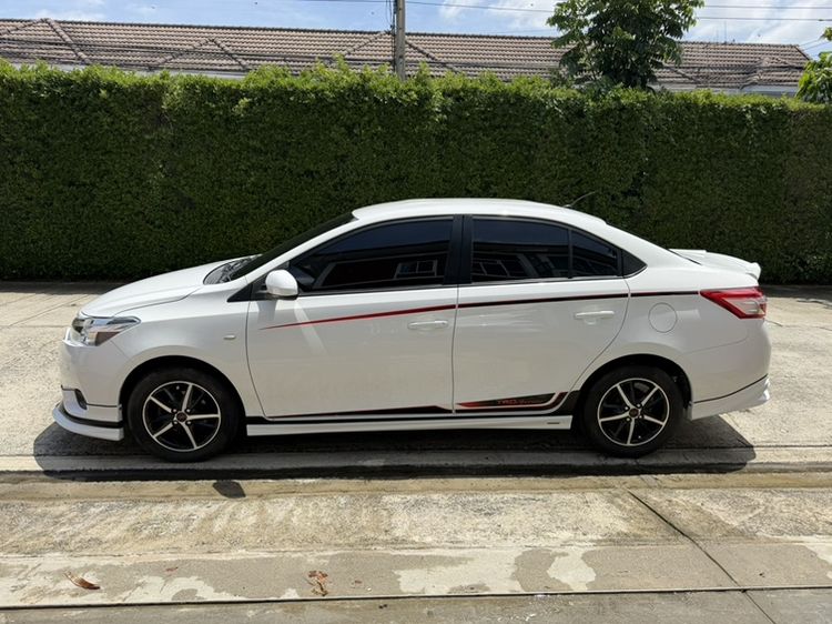 Toyota Vios 2015 1.5 E Sedan เบนซิน เกียร์อัตโนมัติ ขาว