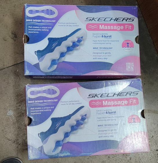 รองเท้าวิ่ง Skechers ผู้หญิง ดำ รองเท้าSCHECHERของแท้  2คู่ ขาย 1200 บาท