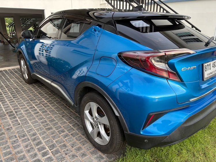 Toyota C-HR 2018 1.8 HV Hi Sedan ไฮบริด เกียร์อัตโนมัติ น้ำเงิน รูปที่ 4