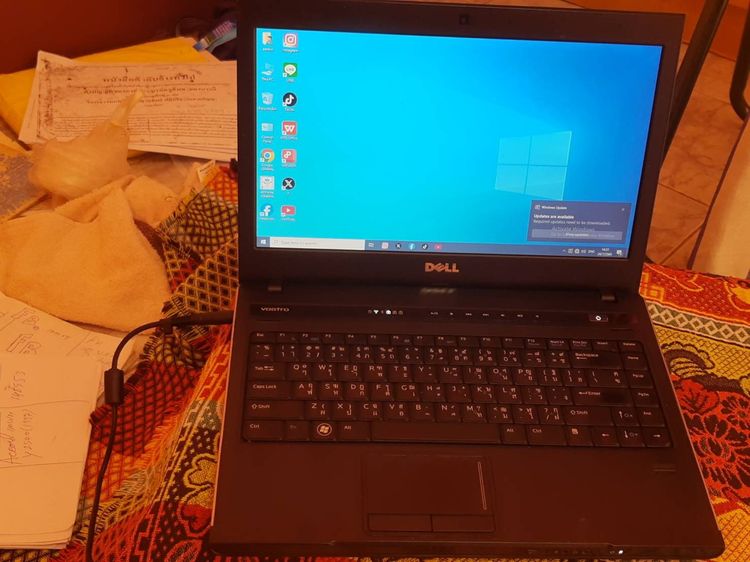 i5 intel CPU ram4 HDD500G Note Book ยี่ห้อ DELL แบตไม่เก็บไฟลําโพงไม่ดังมีสายชาตให้บอดี้มีรอยนิดเดียว