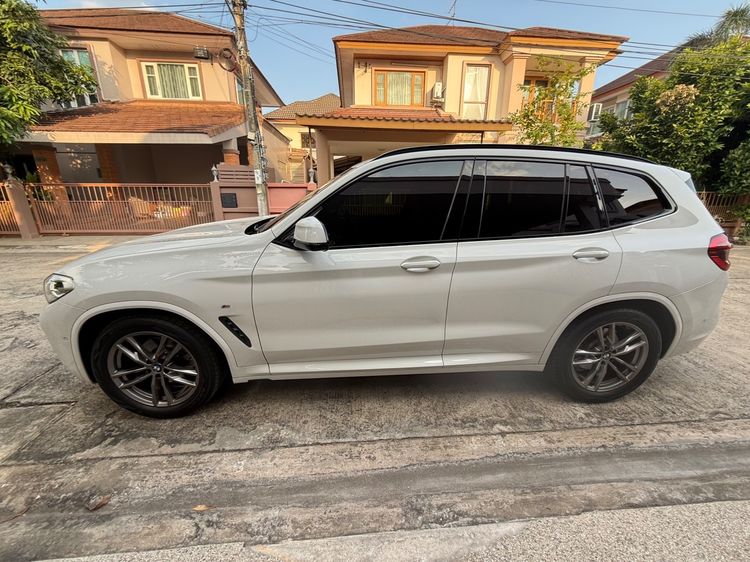 BMW X3 2021 2.0 xDrive20d 4WD Utility-car ดีเซล ไม่ติดแก๊ส เกียร์อัตโนมัติ ขาว รูปที่ 3
