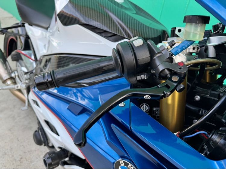 BMW S1000RR สีไตร ปี15จด16 วิ่ง6,000โล รถมือเดียว  รูปที่ 15