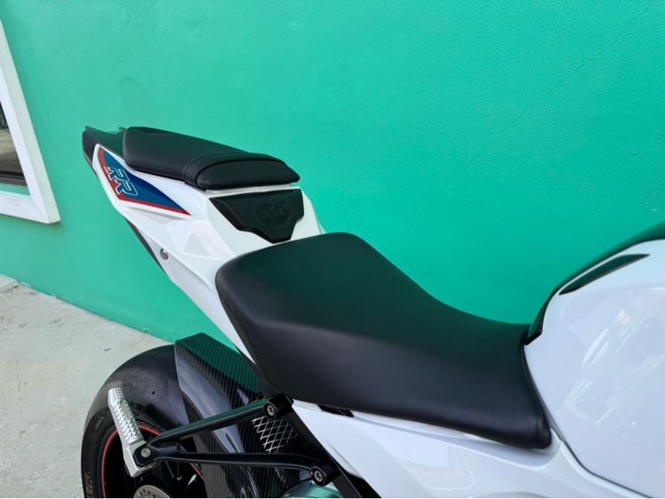 BMW S1000RR สีไตร ปี15จด16 วิ่ง6,000โล รถมือเดียว  รูปที่ 6