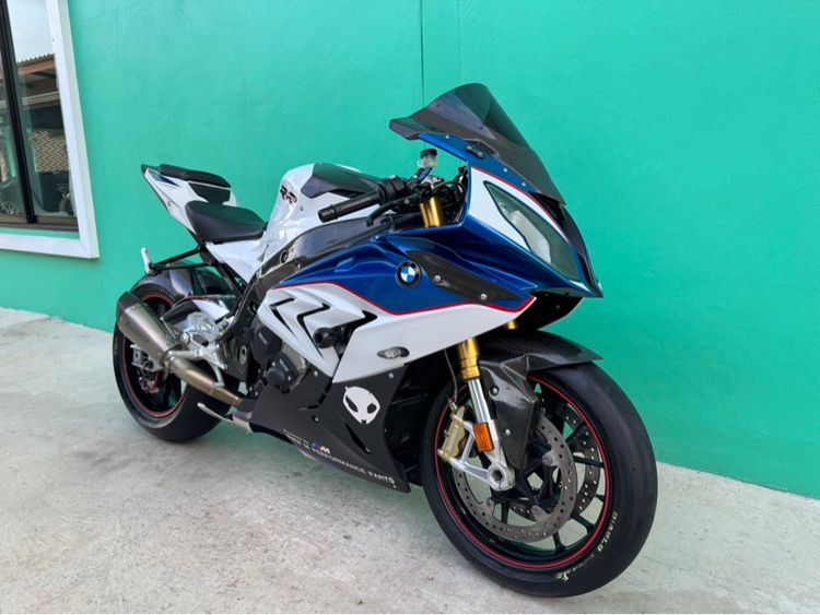 BMW S1000RR สีไตร ปี15จด16 วิ่ง6,000โล รถมือเดียว  รูปที่ 2